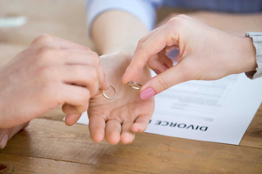 mutual consent divorce lawyer